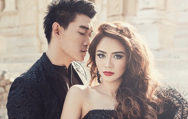 Nữ diễn viên cùng chồng mình chụp ảnh trước đó.