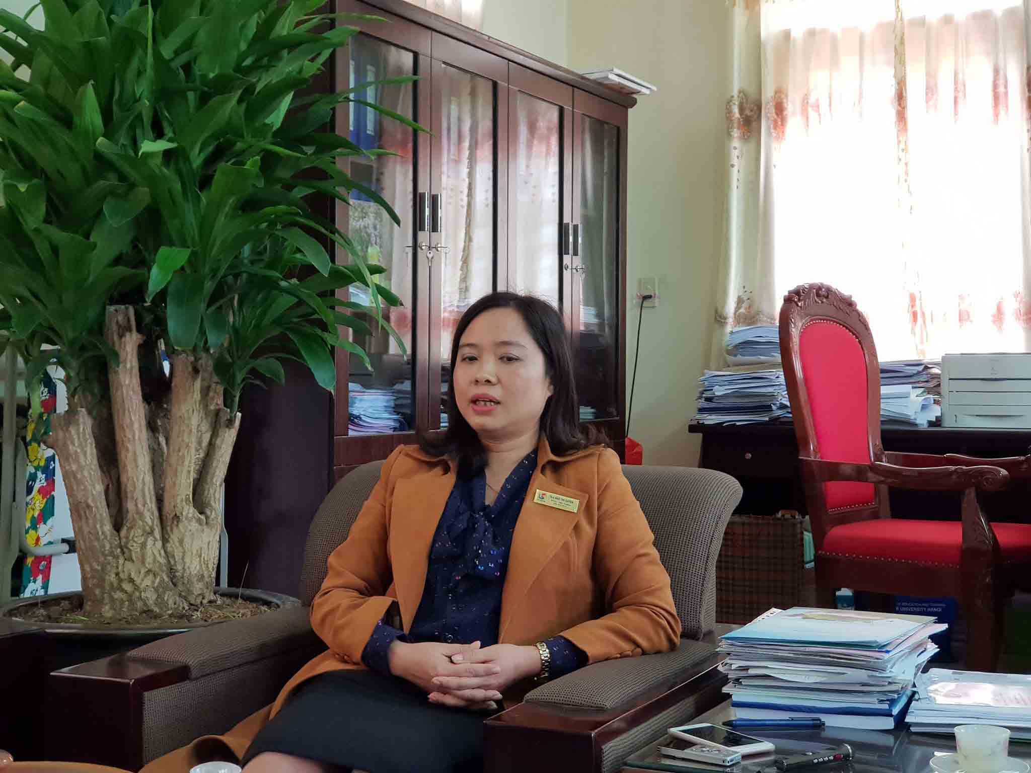 hoc sinh lop 6 lay 30 trieu dong cua bo di chia cho ca lop - 2