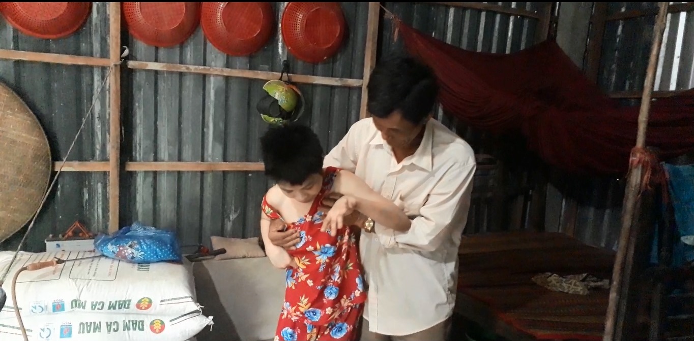 An ninh - Hình sự - Khởi tố đối tượng hiếp dâm người phụ nữ bại não mang thai nhiều lần