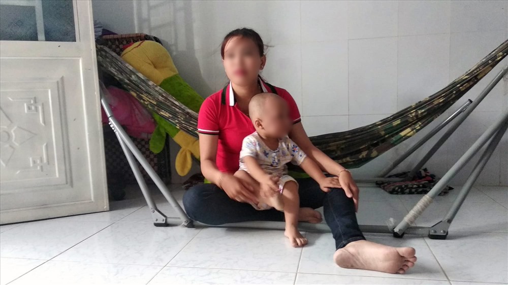 Chị N. và cháu H. 