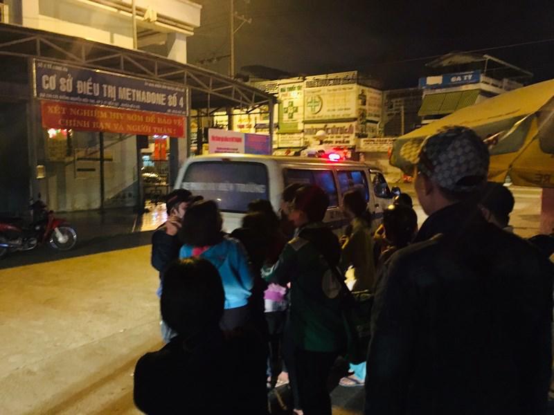 tai nan kinh hoang tai long an: bo nhang ben duong va loi khoc nghen