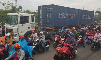 'Lái xe container gây tai nạn ở Long An có dấu hiệu tội giết người'