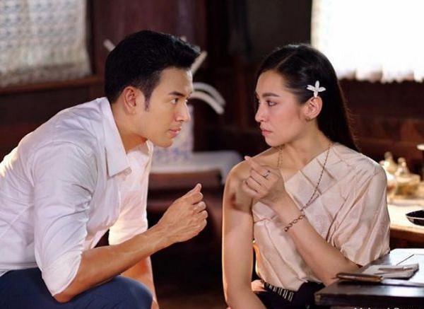 tuong chong ngoai tinh vi bong giu khu khu dien thoai nhung su that khien toi qua dang cay - 1