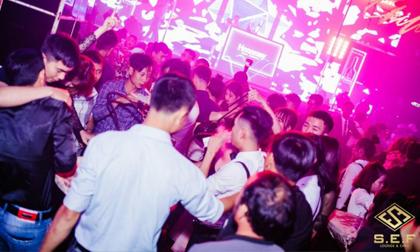 Phát hiện 57 người chơi ma túy trong quán bar lớn nhất Gia Lai