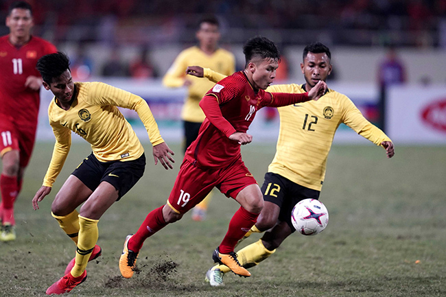 Tuyển Việt Nam ở Asian Cup: Đừng chờ Công Phượng, Quang Hải...