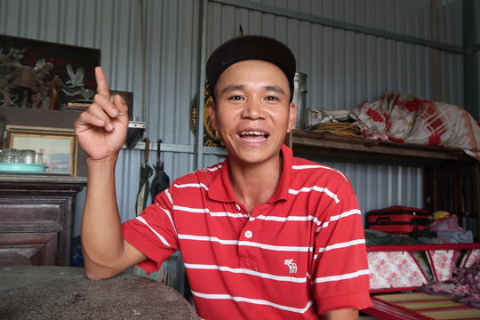 Vụ tai nạn ở Long An: Cứu người thì ít, quay phim thì nhiều - 1