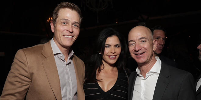 CEO Amazon Jeff Bezos ly di vo do ngoai tinh? hinh anh 1