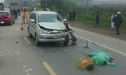 “Xế hộp” va chạm kinh hoàng xe máy trên quốc lộ, 2 người tử vong