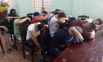 Phát hiện 66 người dùng ma túy trong quán bar