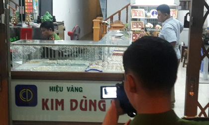 Vụ bán 230 lượng vàng: Các chủ tiệm vàng từng bị cướp nói gì?