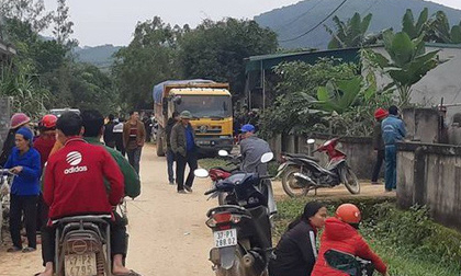 Bị xe tải cán qua người, cháu bé 3 tuổi tử vong tại chỗ