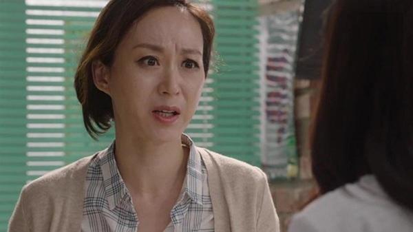 me chong doc trom tin nhan cua con dau nhung hanh dong sau do moi khien toi 'tim mat' - 1