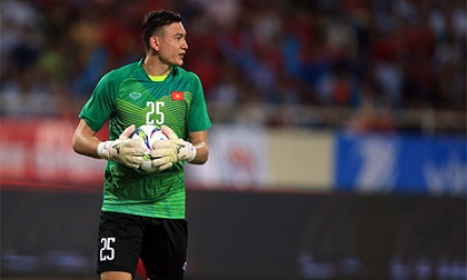 Đặng Văn Lâm: “Tôi buồn vì đội không thể ghi được 1 bàn thắng”