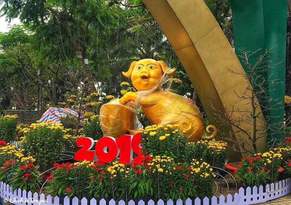 Dàn linh vật heo mừng Tết Kỷ Hợi từ khắp mọi nơi rủ nhau đọ độ cute trên MXH