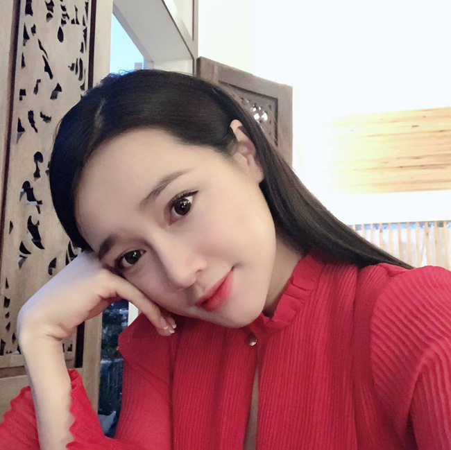 Nhã Phương lần đầu lên tiếng sau thông tin sinh con gái đầu lòng, úp mở chuyện bận rộn  - Ảnh 2.