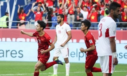 Công Phượng: Theo chân Đặng Văn Lâm được chưa?