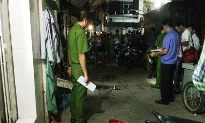 “Hỏi chuyện” ngày cuối năm, người đàn ông bị đâm chết