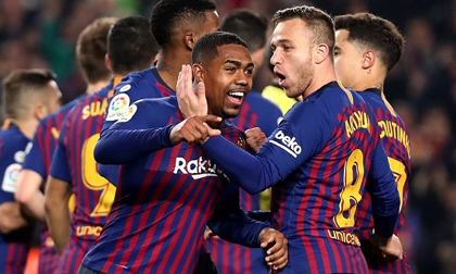 Barca 1-1 Real Madrid: El Clasico bất phân thắng bại trong ngày Messi ngồi dự bị