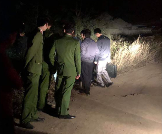 Đi lễ đầu năm, tá hoả phát hiện người đàn ông tử vong hồ nước - 1