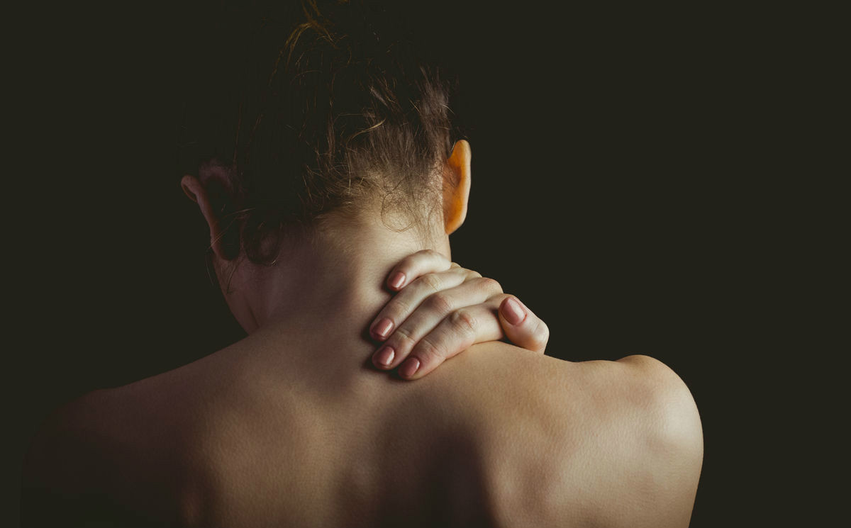 Khi có những dấu hiệu này trên vai, hãy nghi ngờ ngay là dấu hiệu của ung thư - 1