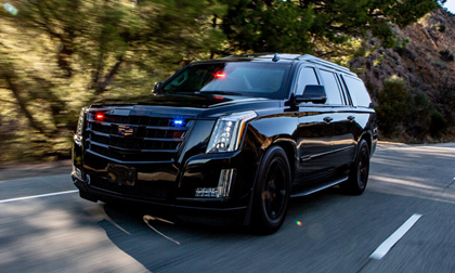 'Pháo đài' Cadillac Escalade gắn súng âm thanh, chống đạn xuyên giáp