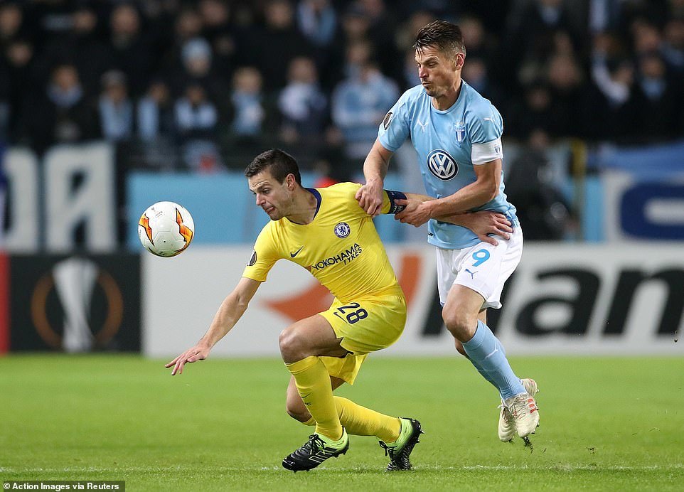 Chelsea đặt một chân vào vòng 1/8 Europa League