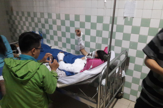 Vụ tạt a xít ở Quảng Ngãi: Các đối tượng ra tay chưa đầy 20 giây - 1