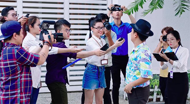 phan ung cua truong giang truoc cau hoi ve con khi bi vay kin truoc cua biet thu hinh anh 3