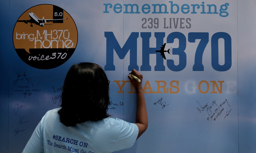 5 nam MH370 - nhung gia thuyet ve bi an lon nhat lich su hang khong hinh anh 1