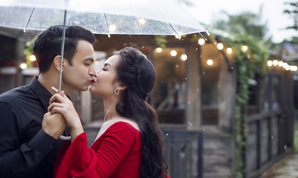 Hôm nay Quốc Tế Phụ Nữ 8/3: Tìm ra 3 con giáp đỏ tình - đỏ vận, ra cửa là vấp phải tiền
