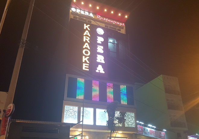 Tam giu nghi can vu trung ta cong an tu vong vi bi nga o quan karaoke hinh anh 1 