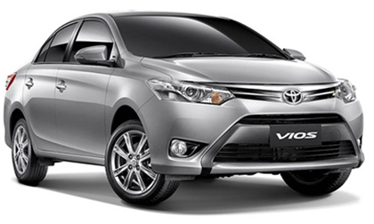 Ế không thể đỡ, ô tô đua nhau giảm giá mạnh