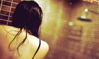 Gửi ảnh và clip “nóng” cho người tình, thiếu nữ 17 tuổi bị tống tiền