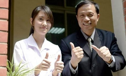 Cô gái xinh đẹp tự sát sau nhiều năm bị thầy giáo cưỡng bức: Công lý ở đâu?