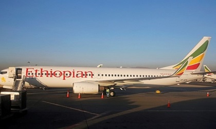 NÓNG: Rơi máy bay Boeing 737 chở 157 người