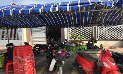 NÓNG: Chồng giết chết vợ rồi dùng dao tự sát