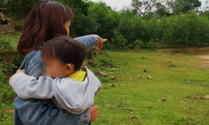 Nghi con gái 4 tuổi bị xâm hại, người mẹ trẻ cầu cứu khắp nơi