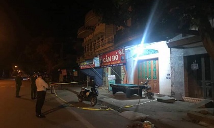 Bắt kẻ đâm chết người rồi đưa vào bệnh viện cấp cứu