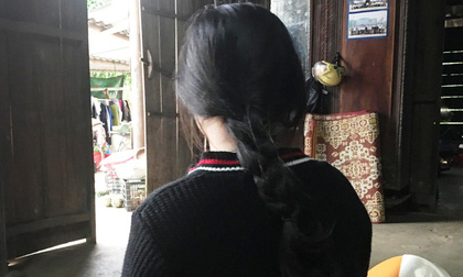 Vụ nữ sinh lớp 10 bị xâm hại tình dục, quay clip tung lên mạng: Mẹ nữ sinh tiết lộ thông tin 'sốc'