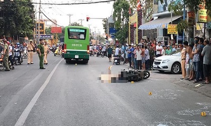 Thắng gấp ngã ra đường, người đàn ông bị xe buýt cán chết