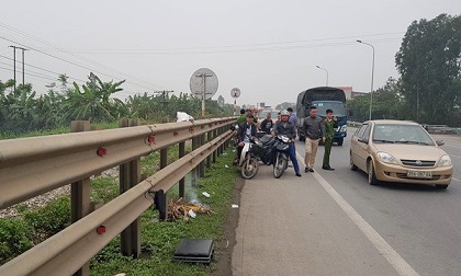 Nam Định: Hai vợ chồng bị tàu hỏa đâm tử vong khi đi qua đường sắt