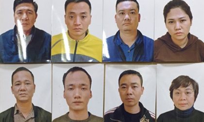Tặng hàng hiệu, nhẫn kim cương để lừa vào bẫy tín dụng