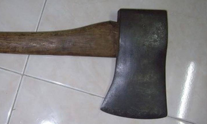 Đưa người mẹ giết con bằng búa đi giám định tâm thần
