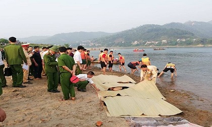 Vụ 8 học sinh đuối nước ở Hoà Bình: Khúc sông tử thần