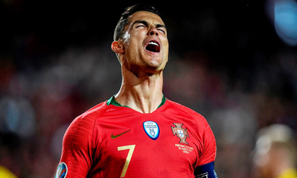Ronaldo 'câm nín' khiến Bồ Đào Nha hòa thất vọng