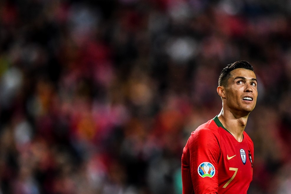 Ronaldo 'câm nín' khiến Bồ Đào Nha hòa thất vọng