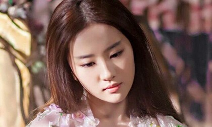 Phụ nữ sinh tuổi này tình duyên suôn sẻ, mang mệnh vượng phu vượng tứ, hậu vận gia đạo hưng thịnh rực rỡ