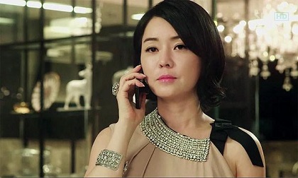 Chồng hú hí cùng bồ trong nhà nghỉ, tôi đặt luôn phòng kế bên rồi tặng họ màn kịch hay