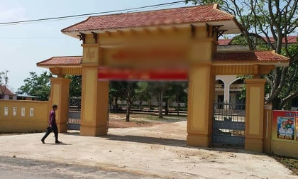 Nghi án 10 thanh niên hiếp dâm 1 nữ sinh: Nhà trường ra thông báo 'đặc biệt'