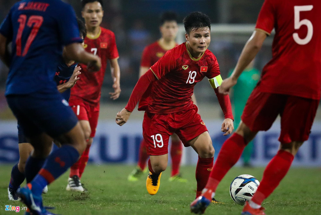 Quang Hai: Ganh nang thu quan khong ngan duoc nguoi hung toa sang hinh anh 4 